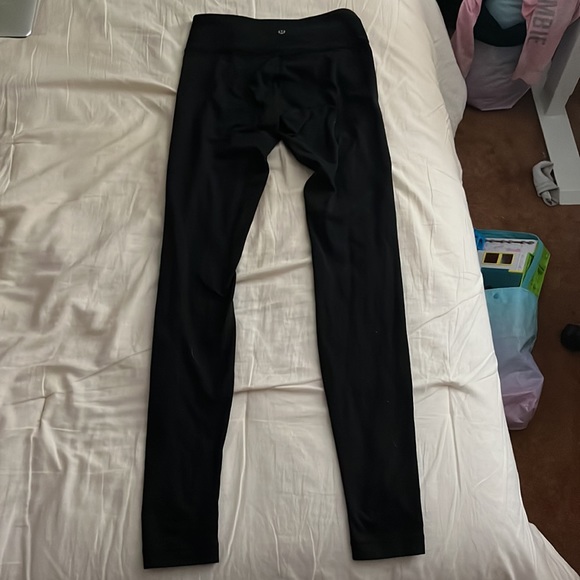 Black Lululemon leggings size 4 - Picture 2 of 3